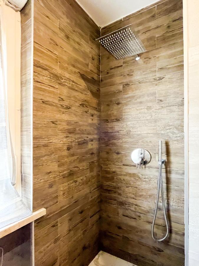 Suitesflores - Bright And Cozy Apartment In Верона Экстерьер фото
